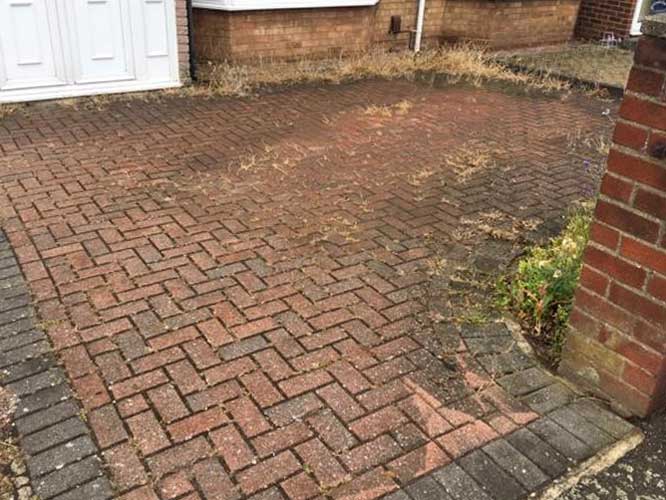 Curved Design Block Paving Driveway Dirty